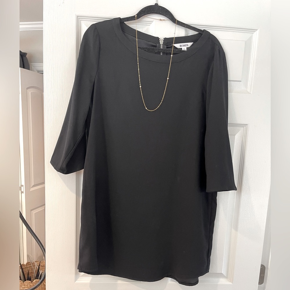 BB Dakota Shift Dress